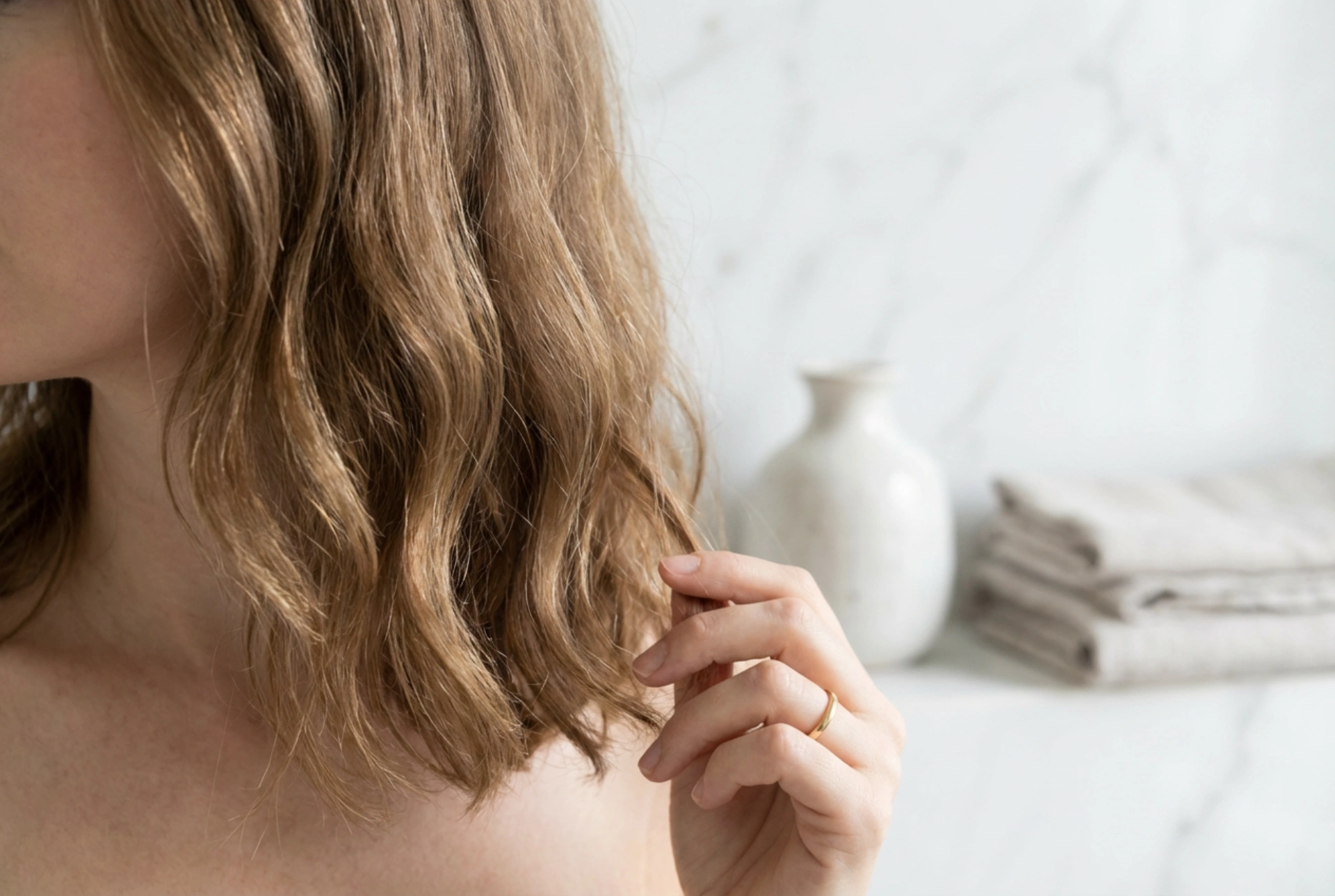 Como Estilizar Cabelo pelos Ombros: Penteados Práticos e Elegantes