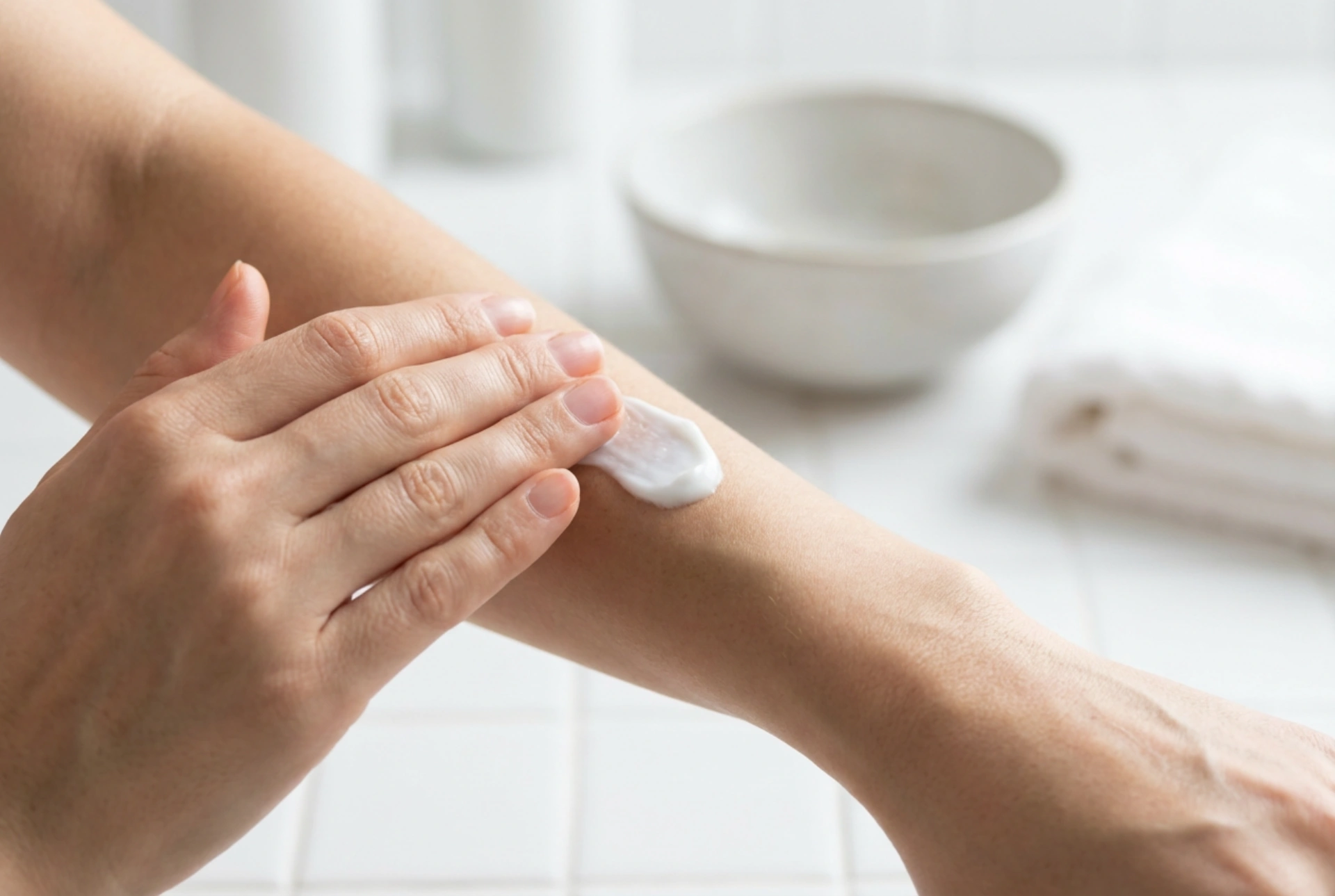 Creme pós-depilatório: como acalmar a pele e prolongar a suavidade