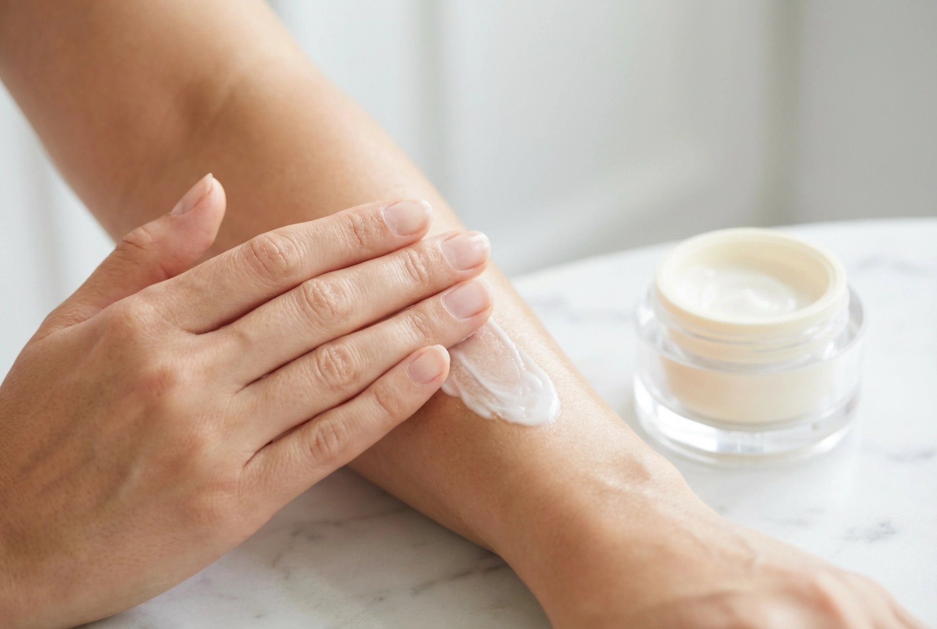 Bálsamo hidratante para pele seca: o que funciona e como usar