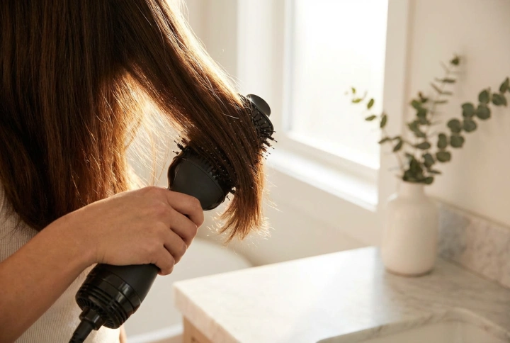 Escova secadora no styling diário: volume e suavidade num só passo