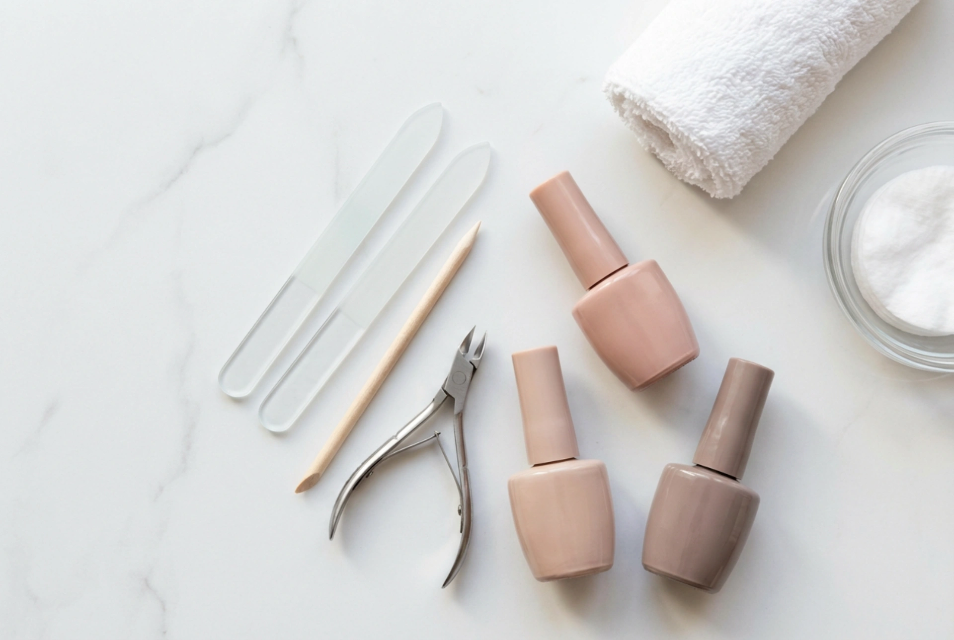 Kit de unhas profissional: o que o distingue de um kit caseiro e como escolher