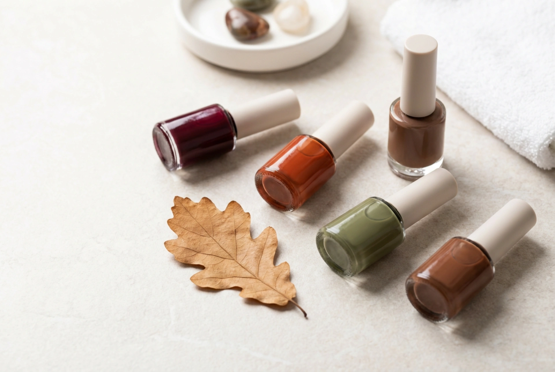 Manicure Híbrida de Outono: Preparação, Paletas de Cores e Acabamento Duradouro