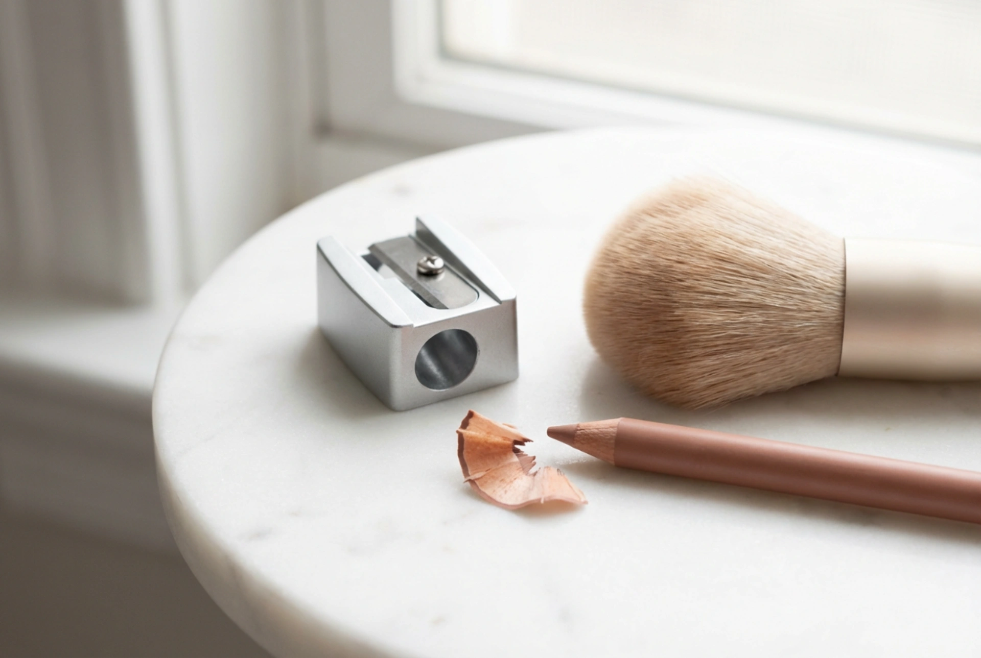 Afiador de lápis de boca: seleção, higiene e afiação segura